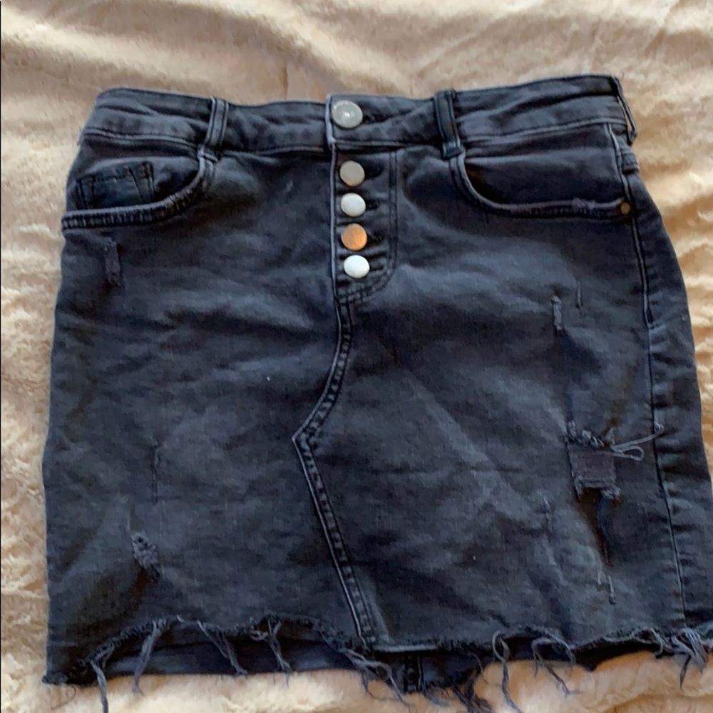 Zara black denim distressed skirt